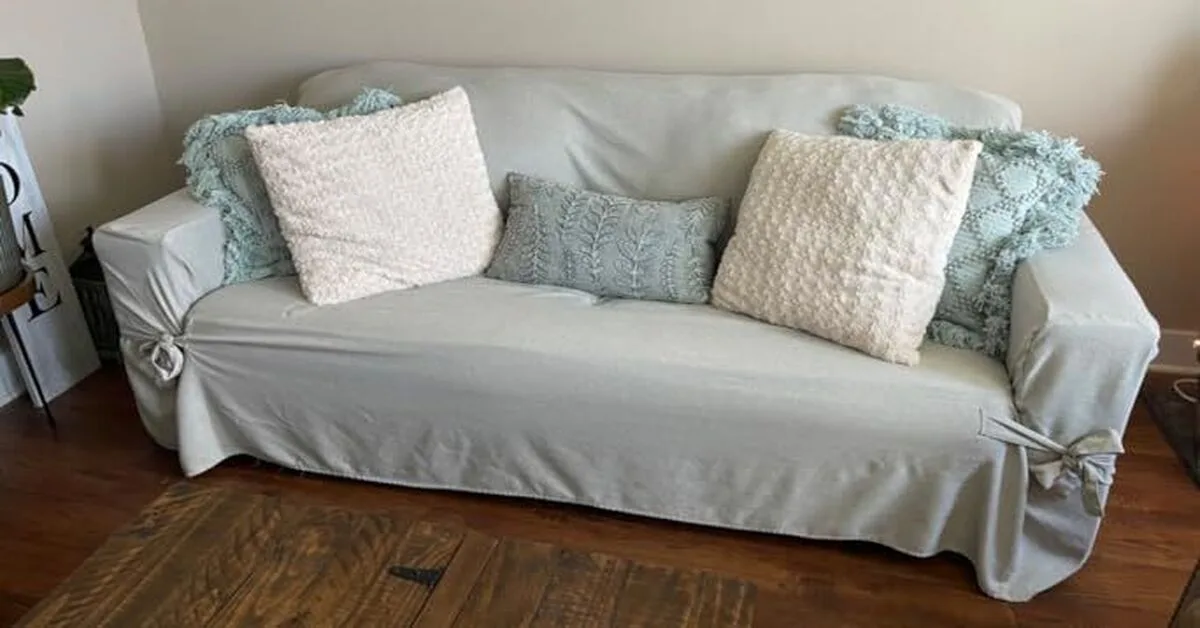 Slipcovers for Sofas with Loose Cushions 