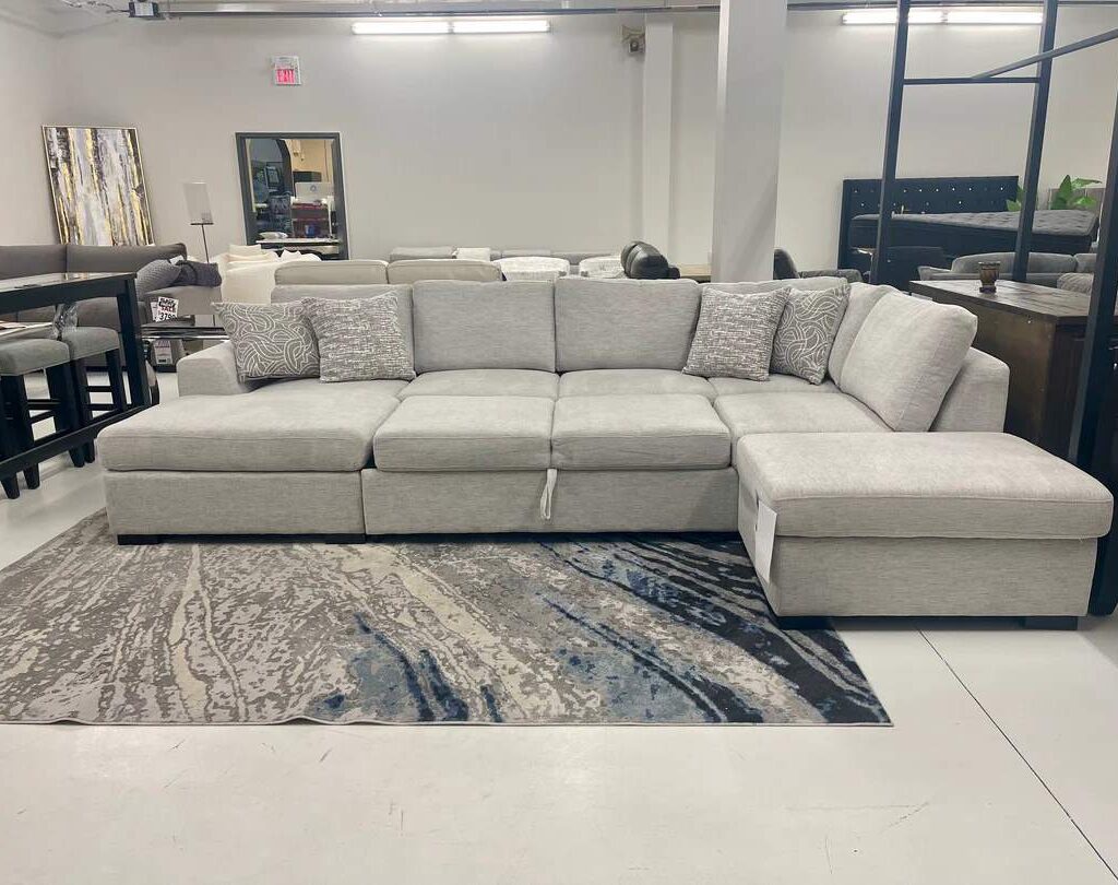  Large Sectional with Pull-Out Bed 